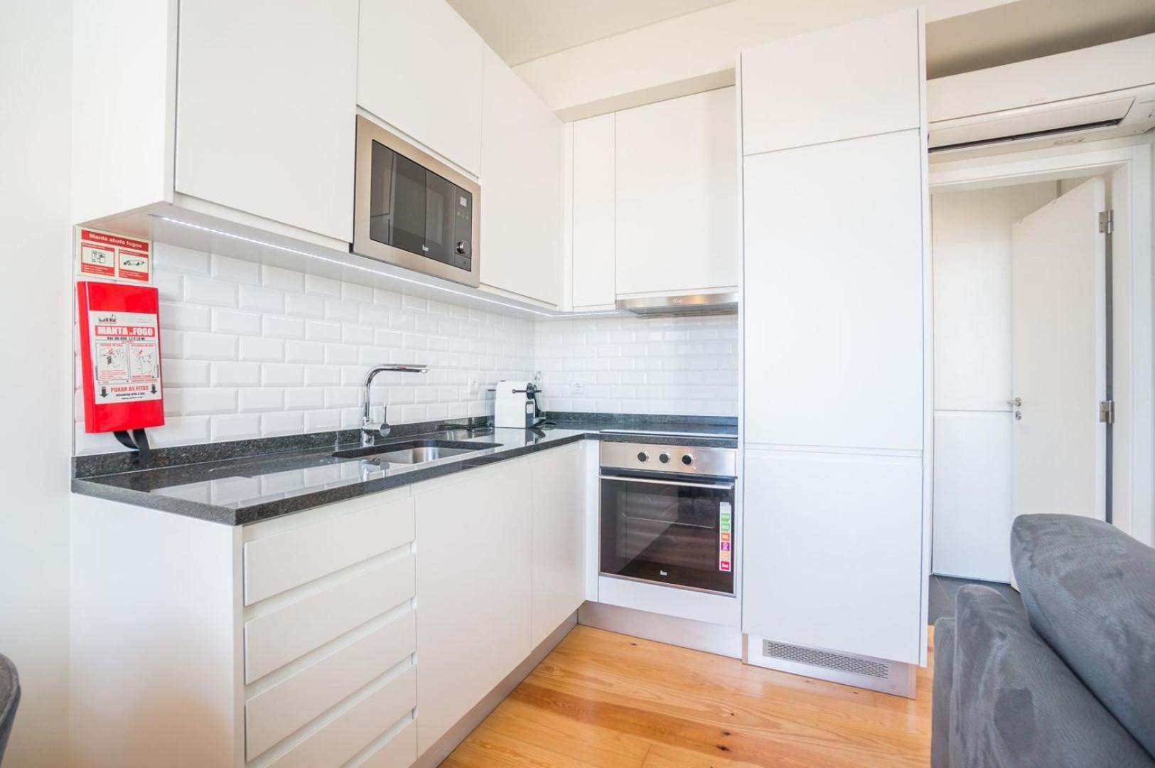 Apartment Guestready - Chic And Vibrant Near Anjos Lisbon